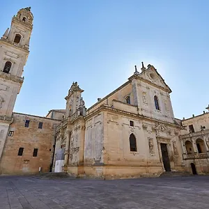 Donna Teresa Lecce