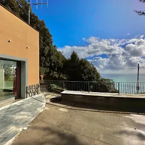 Cinque Terre Sulla Via Italie